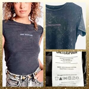 NWT One Teaspoon Organic Mineral Wash Spell Out Tee- Black size large / XL